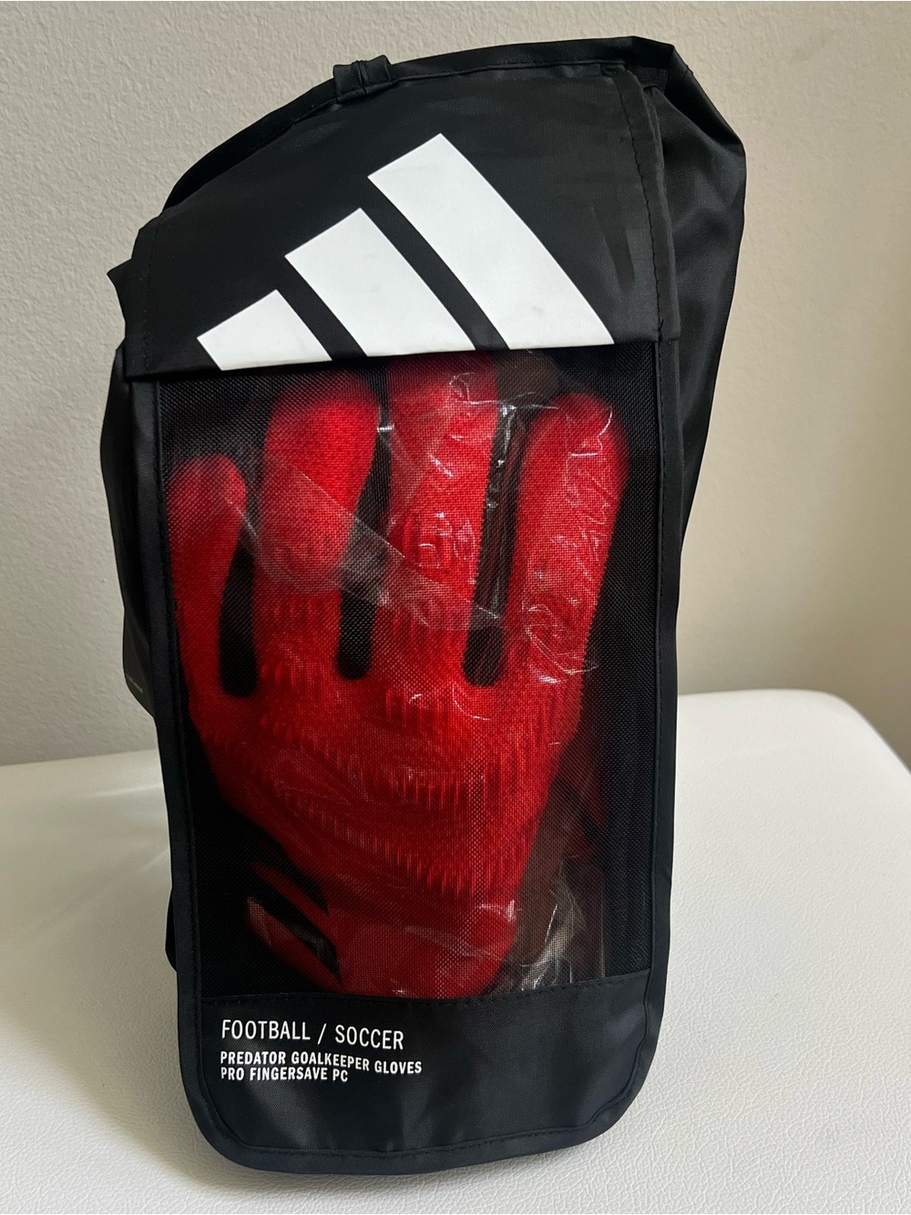 adidas Predator Goalkeeper Gloves - Red Size 8 NEW!!!